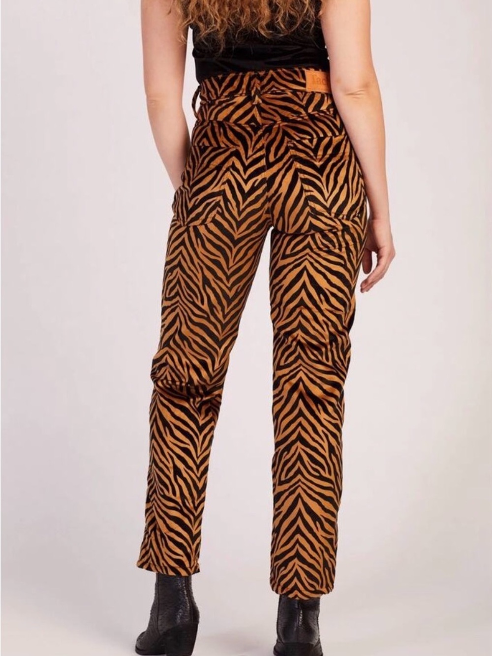 TACH CLOTHING Rumba Velvet Pants Womens Small Tiger Print High Rise Tapered Leg